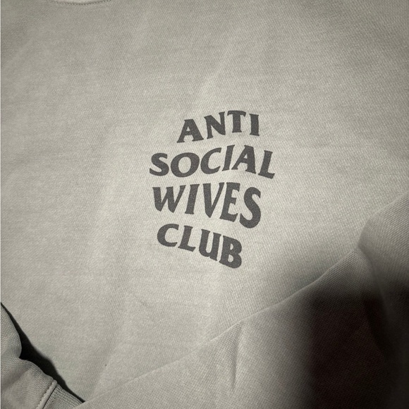 Hubs and hers sweatshirt - Picture 2 of 4